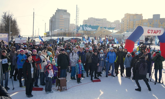 10 февраля в Брянске состоялась XLII открытая Всероссийская массовая лыжная гонка «Лыжня России»